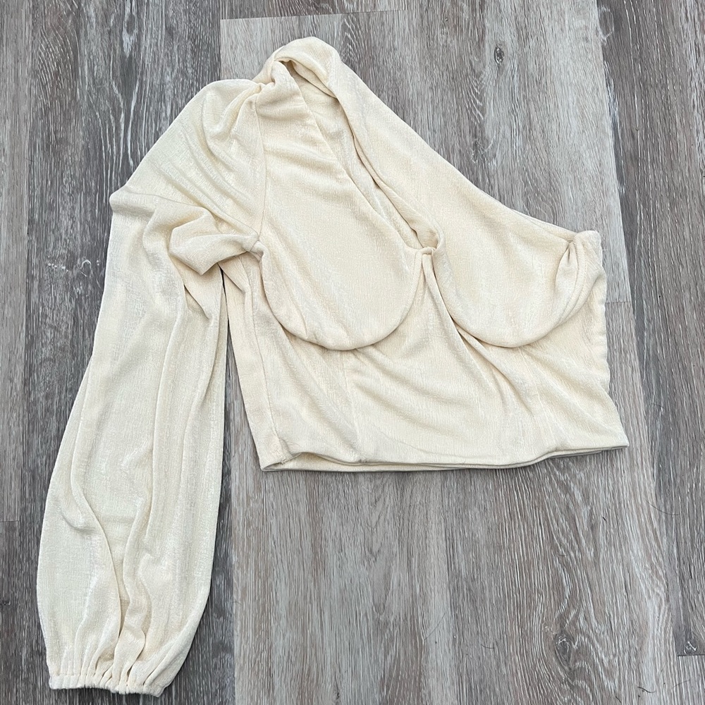 Long Sleeve One Shoulder Crop Top